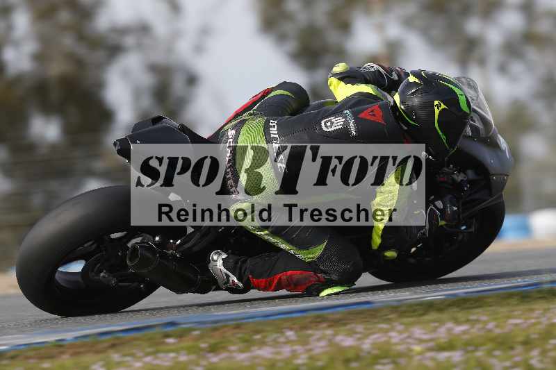 /Archiv-2024/02 29.01.-02.02.2024 Moto Center Thun Jerez/Gruppe schwarz-black/backside